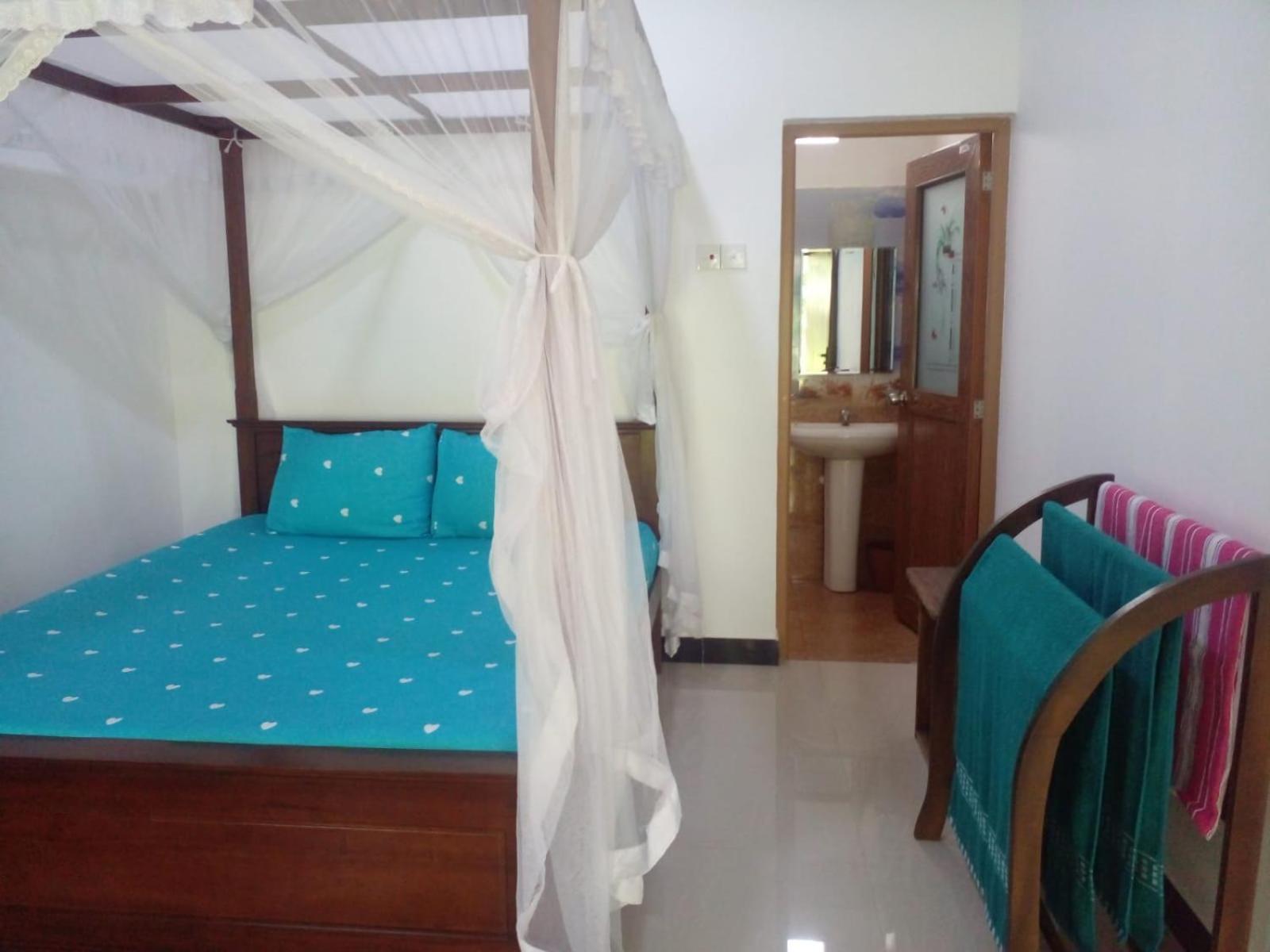 Bakery Family Guest House Mirissa Exterior photo